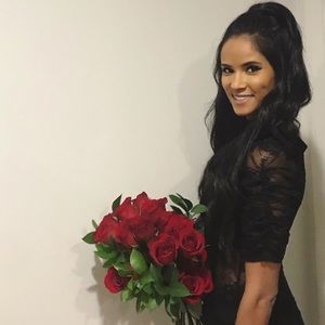 Meet your Posher, Monalisa